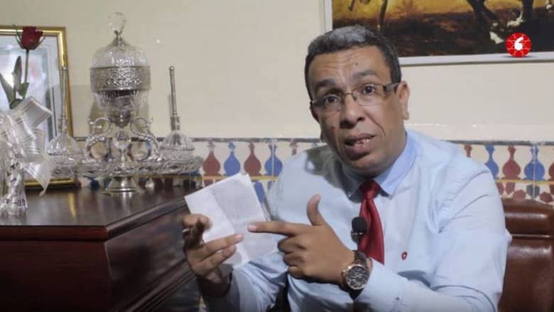 صحفي مغربي يُدان بعام حبسا.. ويعلن بدءَ معركة "الأمعاء الفارغة" احتجاجا