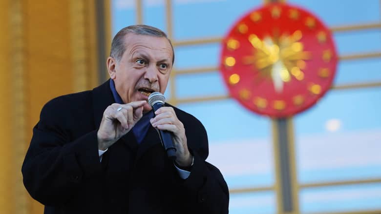 أردوغان عن استفتاء كردستان: محاولة غرس خنجر بخاصرة المنطقة