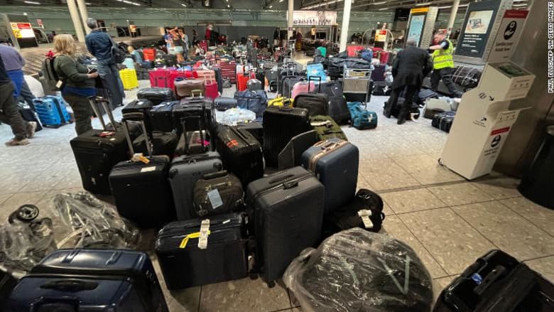 طائرة خالية من الركاب تنقل ألف حقيبة ضائعة من مطار هيثرو إلى ديترويت