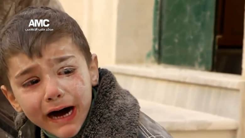 بالفيديو.. مأساة عائلة فقدت أفرادها بعد قصف حلب