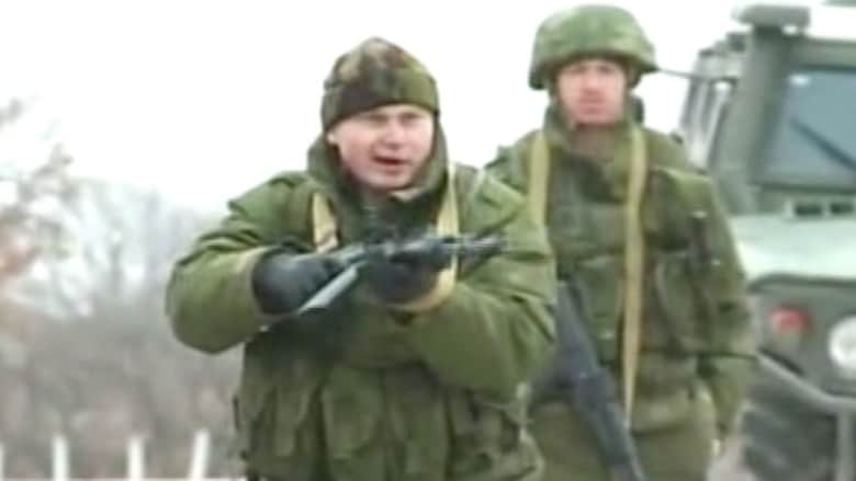 تحرشات بين جنود أوكرانيين وروس بالقرم