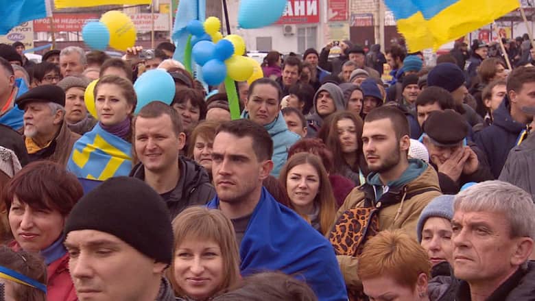 مظاهرات مؤيدة لأوكرانيا في سيمفروبول