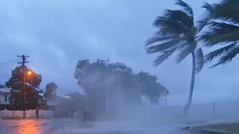 إعصار إيتا يضرب أستراليا بقوة أقل من التوقعات