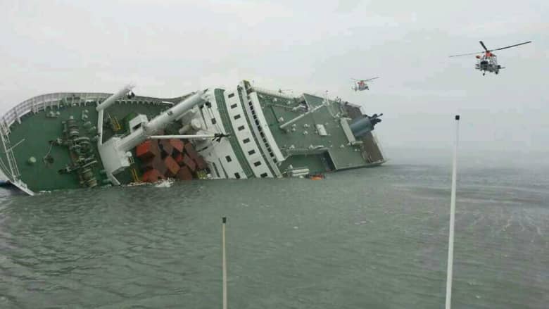 "الغرق مع الغارقين" تحوّل قبطان السفينة الكورية إلى متهم