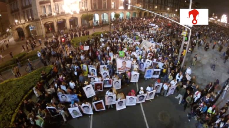 مظاهرات عنيفة بالمكسيك بسبب اختفاء 43 طالبا يعتقد أنهم ماتوا “حرقا”