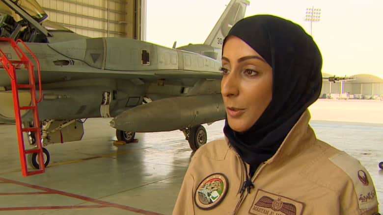 #المؤثرون_2014: مريم المنصوري.. أول إماراتية تقود طائرة مقاتلة