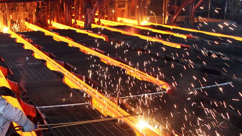كيف تحدت ايران العقوبات الاقتصادية لتصبح أكبر منتج للفولاذ في الشرق الأوسط؟