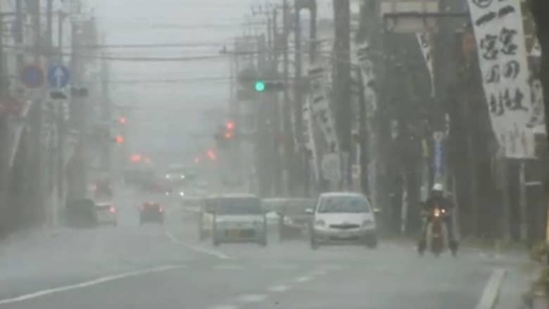 شاهد شدّة إعصار فونغ فونغ في اليابان