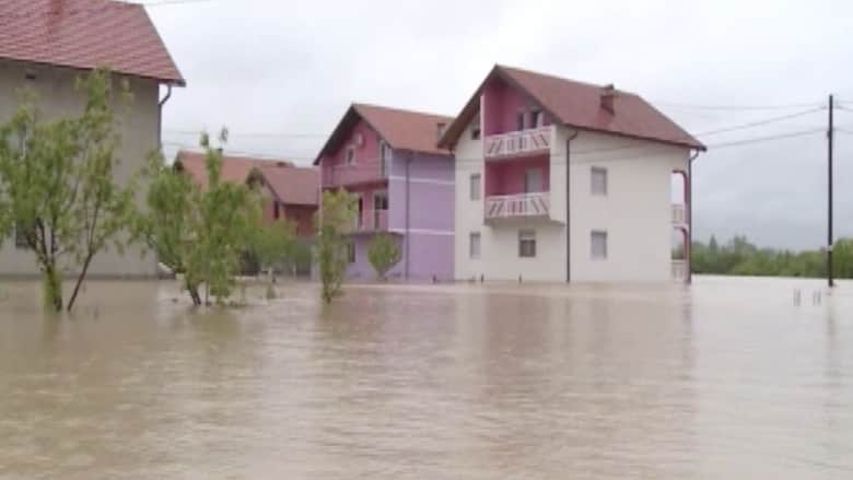 بالفيديو.. فيضانات تجتاح منطقة البلقان
