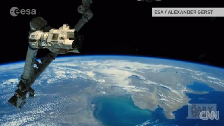 مشهد مذهل للأرض من الفضاء بتقنية الفاصل الزمني