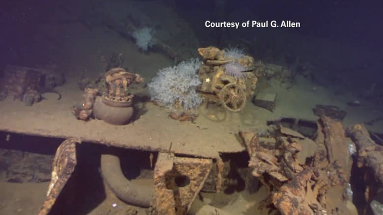 شاهد.. اكتشاف بقايا سفينة حربية من الحرب العالمية الثانية تحت الماء