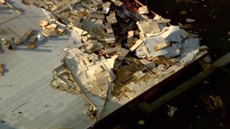 بالفيديو.. إعصار عنيف ينشر الدمار بولاية أوكلاهوما