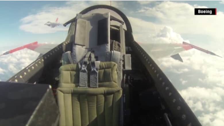 بالفيديو.. شاهد مقاتلة F-16 تحلق بدون طيار