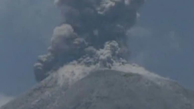 بالفيديو...  ثوران مفاجئ  لبركان هائل في المكسيك