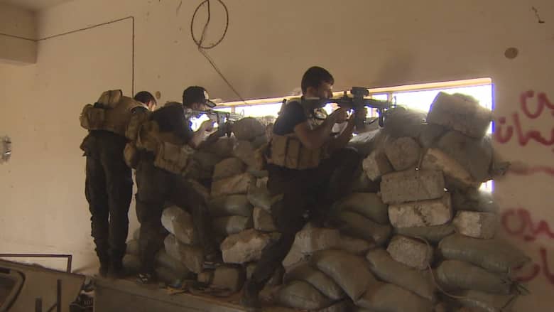 CNN على جبهة القتال مع "داعش" .. معارك للسيطرة على مصفاة بيجي