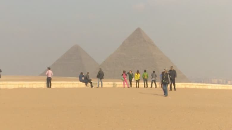 بعد هجوم الأقصر.. هل قطاع السياحة ما زال آمناً في مصر؟ 