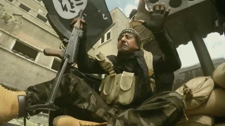 مخرج سيلفي أوس الشرقي لـCNN: هُددنا بـ"جز الرقاب" بعد حلقة داعش.. لا نهاجم الإسلام ولا أبعاد طائفية