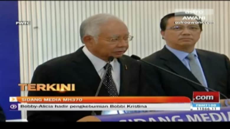 بالفيديو.. ماليزيا تؤكد أن حطام الـ"بوينغ 777" يعود لرحلة الطائرة المفقودة إم إتش 370