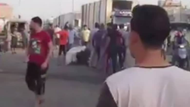 بالفيديو.. عشرات القتلى والجرحى في انفجار شاحنة وسط سوق في العراق