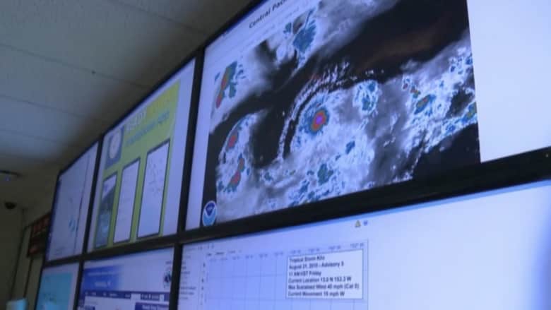 بالفيديو.. هاواي تترقب استعداداً للعاصفة “ كيلو”