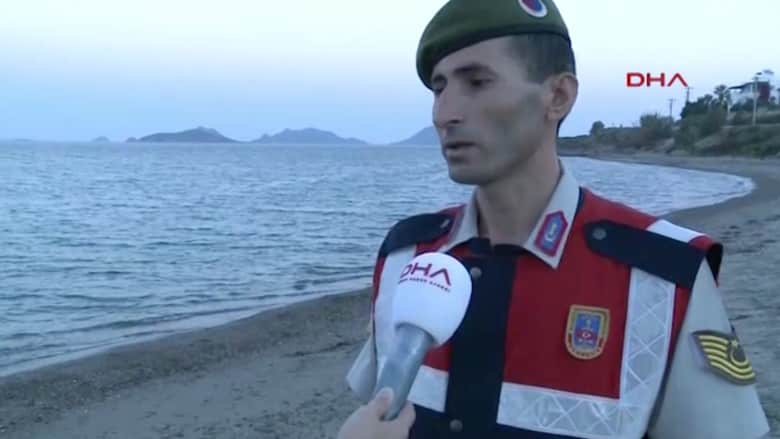 بالفيديو.. الجندي التركي الذي حمل جثة الطفل آلان يروي لحظات الألم التي عاشها