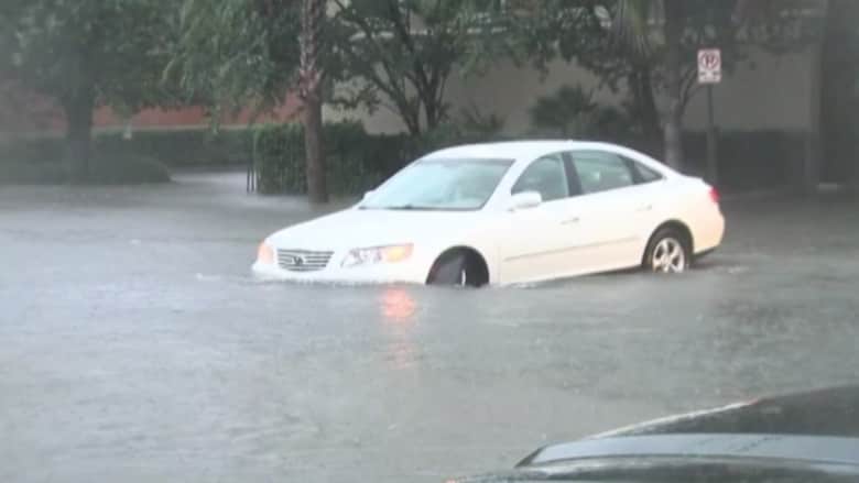 بالفيديو.. أمطار غزيرة تسبب فيضانات جارفة في ساوث كارولينا
