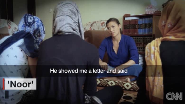 أيزيدية هاربة من داعش لـCNN: أخبروني أن الاغتصاب من 10 مقاتلين يدخلني الإسلام