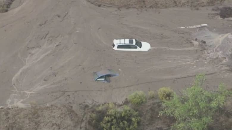 بالفيديو.. انهيار أرضي في كاليفورنيا بسبب الأمطار الغزيرة