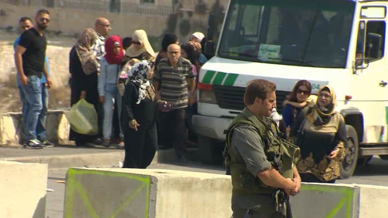 بالفيديو.. CNN على نقاط تفتيش تزيد معاناة الفلسطينيين في القدس