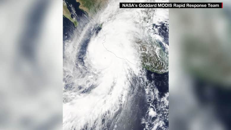 شاهد من الفضاء.. الإعصار الأقوى في التاريخ يجتاح المكسيك