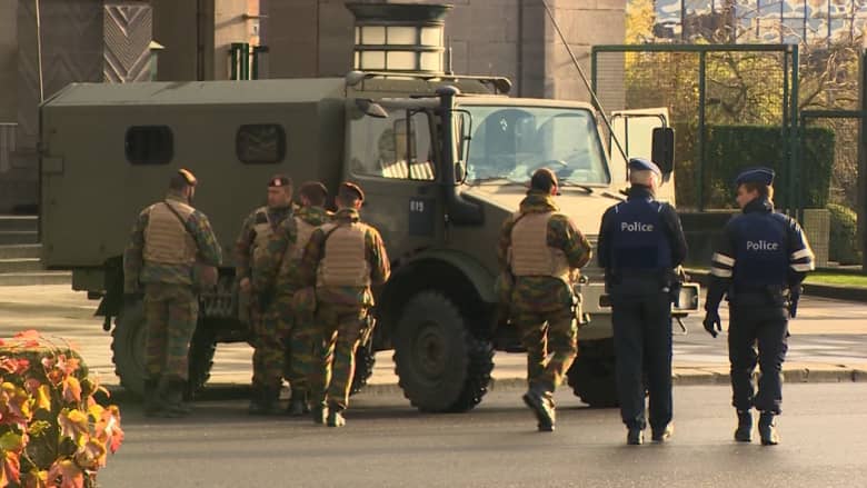 بالفيديو.. قوات الأمن تنتشر بشوارع بروكسل تحسباً لتهديدات محتملة