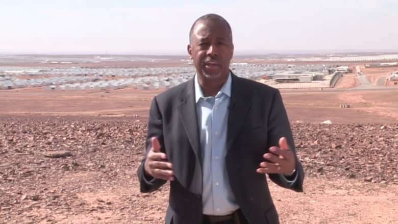 بالفيديو.. بن كارسون من أمام مخيم للاجئين في الأردن: يجب أن نساعد السوريين هنا وليس تهجيرهم إلى مكان أبعد بكثير  