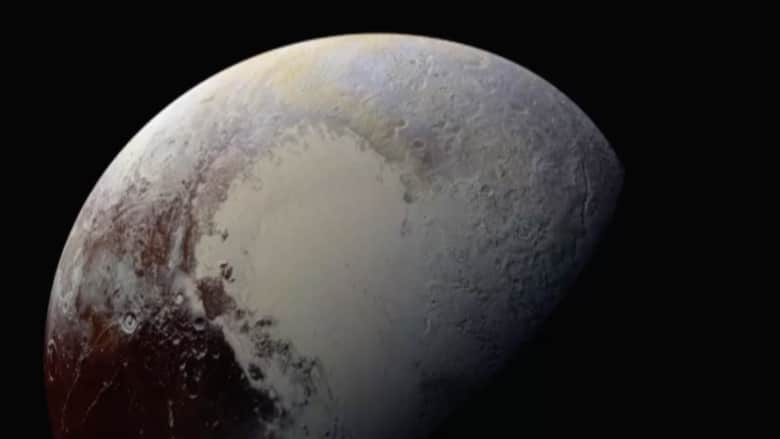 شاهد.. ناسا تنشر أوضح صور التقطت لكوكب بلوتو