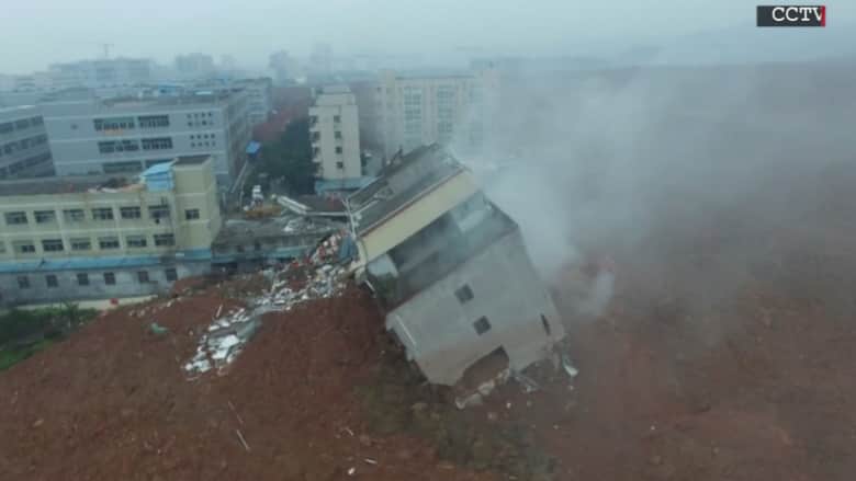 شاهد الدمار الواسع بعد انهيار أرضي بالصين التقطته كاميرا طائرة دون طيار