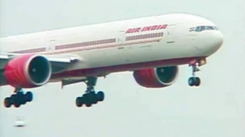 بالفيديو: فأر يجبر طائرة هندية متجهة الى لندن على الهبوط بشكل طارىء