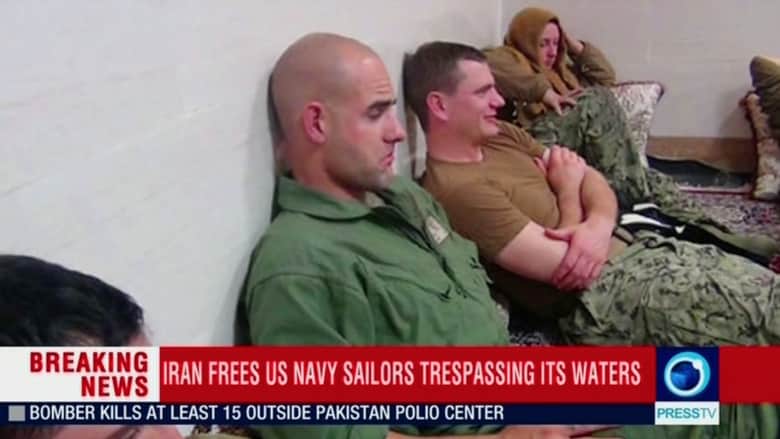 بالفيديو: إيران تطلق سراح البحارة الأمريكيين وتطالب باعتذار عن "التجاوزات" 