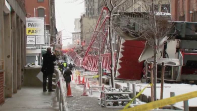 بالفيديو: مقتل شخص بسقوط رافعة عملاقة في مدينة نيويورك