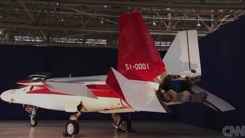 اليابان تصنع أول طائرة شبح مقاتلة