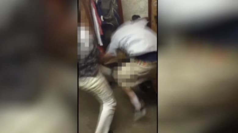 بالفيديو: عنف وملاكمة بين طلاب في ناد أقاموه داخل مدرسة ثانوية في نيفادا