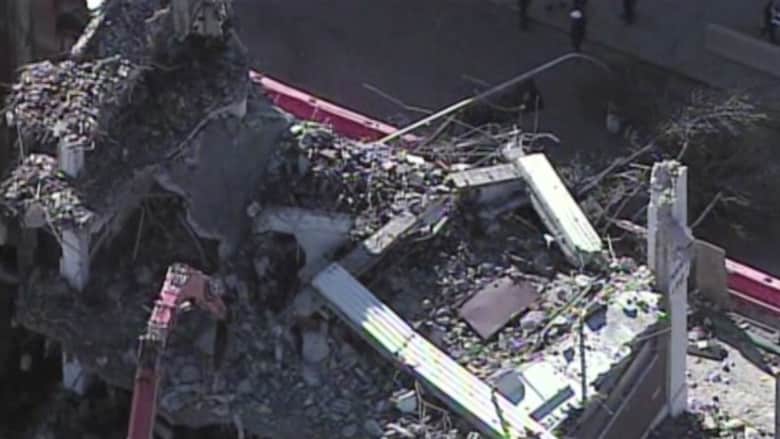 بالفيديو: انهيار واجهة بناء على حافلة مدرسية في فيلادلفيا