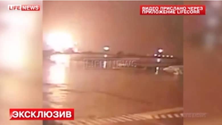 فيديو جديد من داخل المطار يُظهر لحظة سقوط طائرة “فلاي دبي” في روسيا