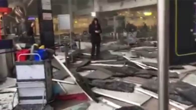 شاهد آثار التفجيرات من داخل مطار بروكسل