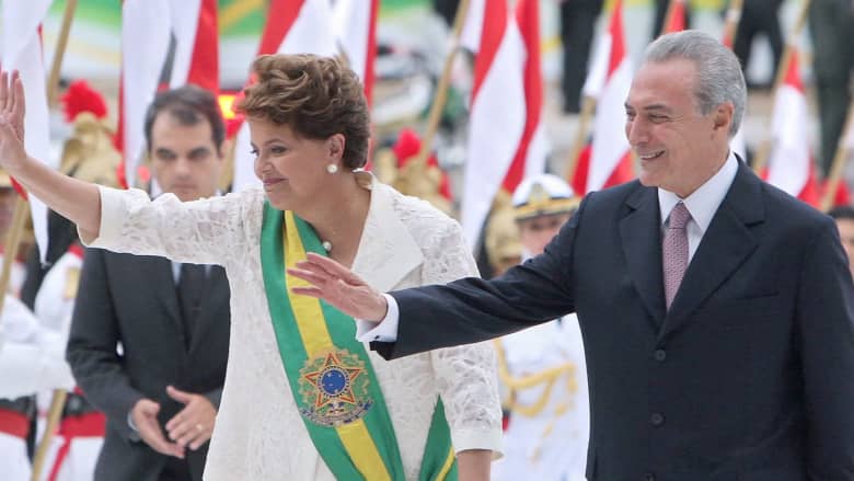 رئيسة البرازيل عن قرار البرلمان بوقفها عن العمل: انقلاب.. واللبناني الأصل ميشال تامر رئيسا مؤقتا   
