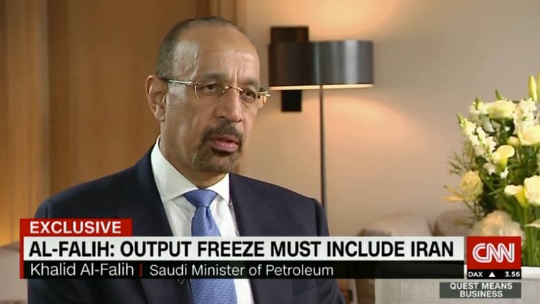 وزير النفط السعودي لـCNN: التهديد بإغراق السوق ليس صحيحا.. وهناك احتمال بارتفاع سعر البرميل لـ60 دولارا نهاية 2016