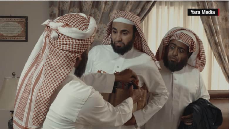 شاهد: القصبي و"سيلفي" يضربان عصب القضايا الحساسة بالعالم العربي في رمضان