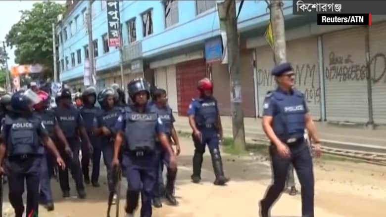 بالفيديو: بنغلاديش تؤكد انتهاء الهجوم على موقع صلاة عيد الفطر بمقتل 3 واعتقال 4 من المهاجمين