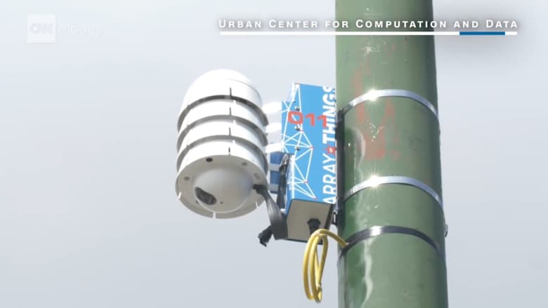 لماذا تنشر شيكاغو المئات من أجهزة الاستشعار في المدينة؟