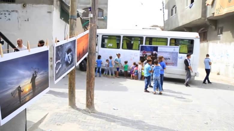 "حبل للغسيل" ينشر صور قضايا فلسطينية في غزة