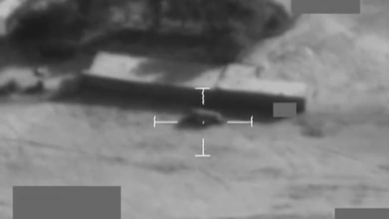 شاهد.. قوات بريطانية تدمر شاحنة مفخخة لداعش بالقرب من الموصل