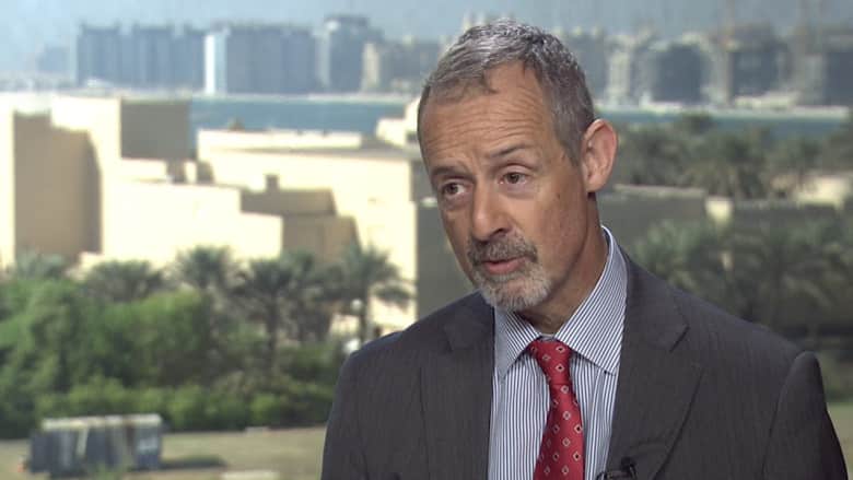 السفير البريطاني في اليمن: أرى مؤشرات متعددة على انقسامات بين الحوثيين وصالح  